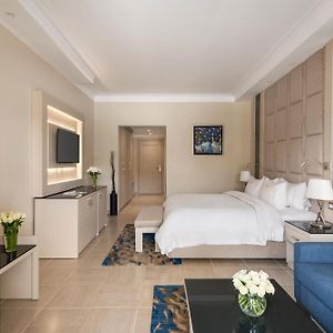 Superior Room King Bed